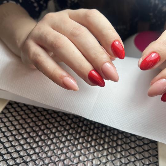 Studio 3S #beograd Izlivanje noktiju Izlivanje noktiju gelom - S / M dužine