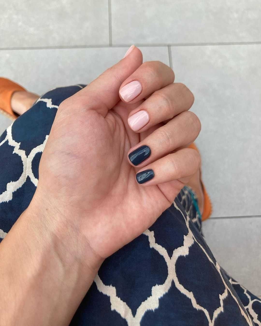 Look at me #beograd Manikir Manikir + Shellac