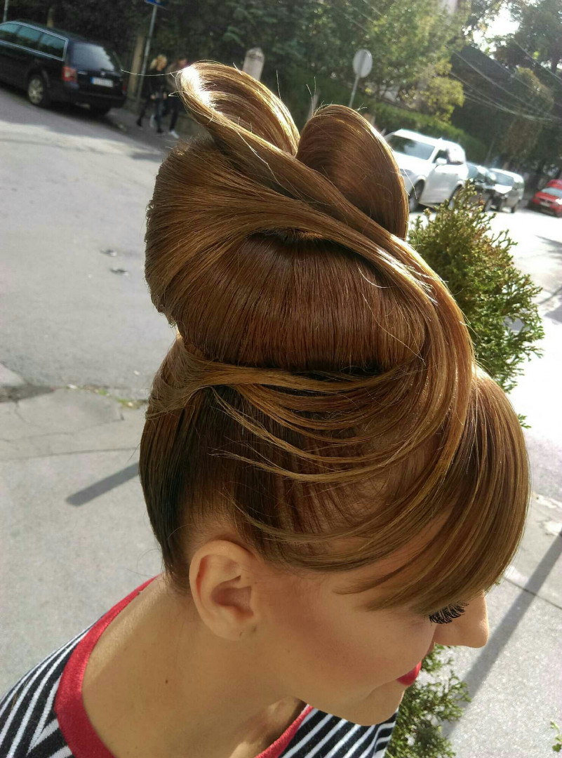 Phoenix Beauty Salon #beograd Feniranje i stilizovanje