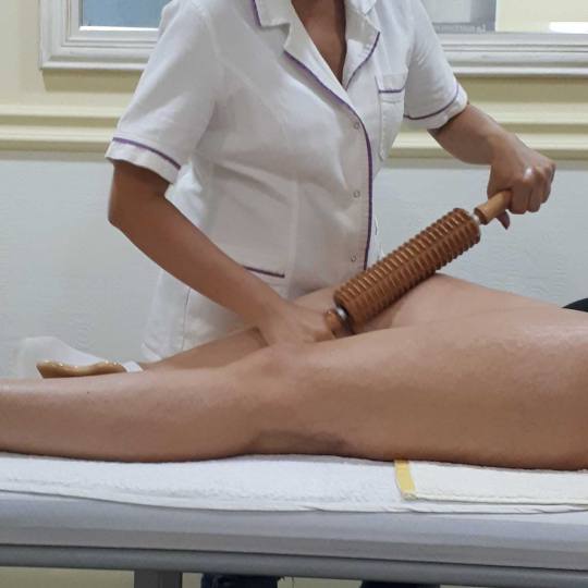 Estetik Studio Lira #beograd Anticelulit masaža Maderoterapija - anticelulit masaža oklagijom