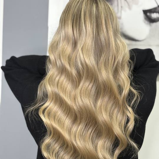 Hair studio mii #beograd Pramenovi Pramenovi na foliju - duga kosa