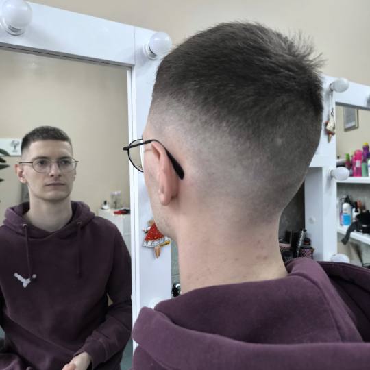 Candy S #novisad Muško šišanje Šišanje - fade metoda