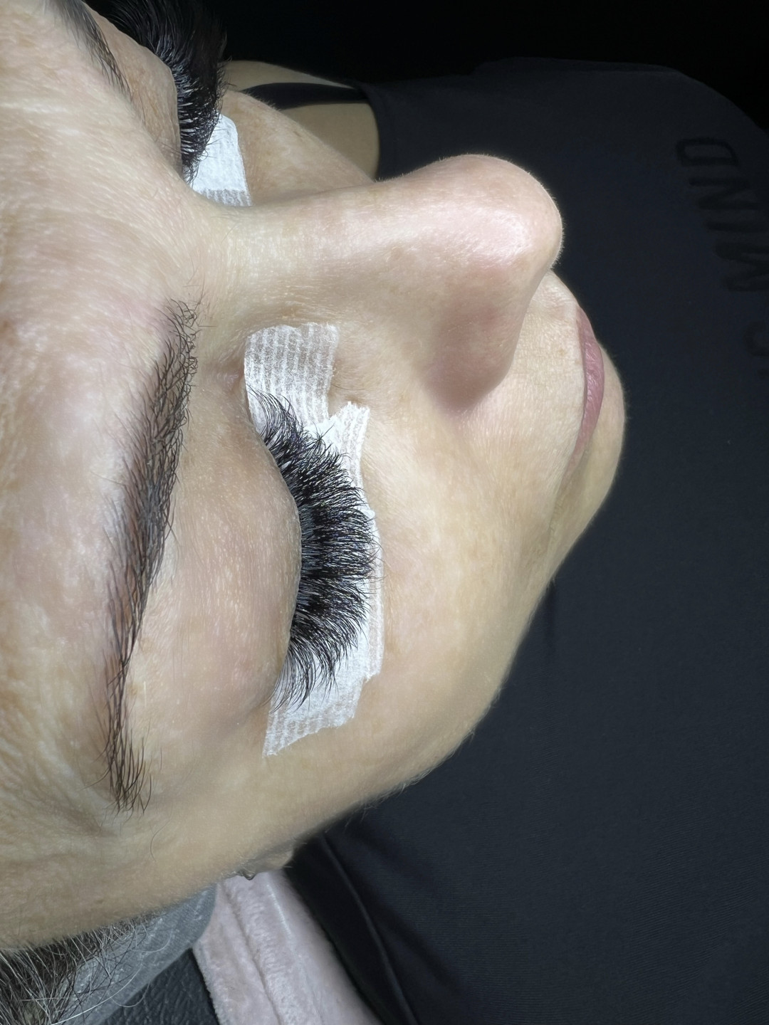 Nadogradnja trepavica - ruski volumen - Nini beauty studio, Beograd Nadogradnja trepavica Lice Nadogradnja trepavica, Beograd, Zvezdara