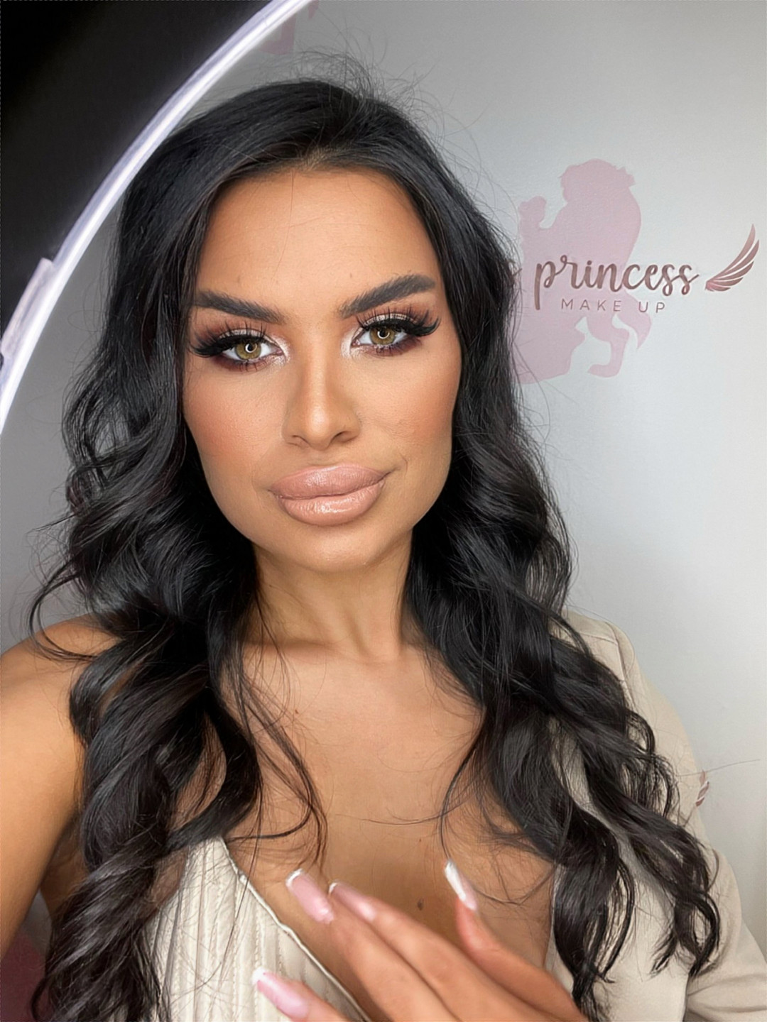 Miss Princess Make up - Konjarnik #beograd Make-up / šminkanje Profesionalno šminkanje - složenije za specijalne prilike