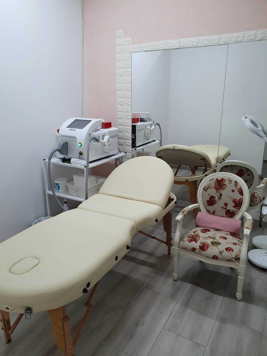 My little secret #beograd Laserska epilacija Laserska epilacija celih nogu