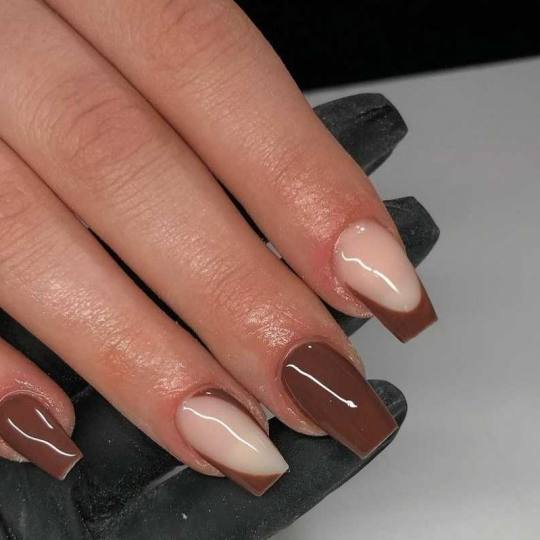 Salon Celebrity Lauren #beograd Izlivanje noktiju gelom ART NAIL