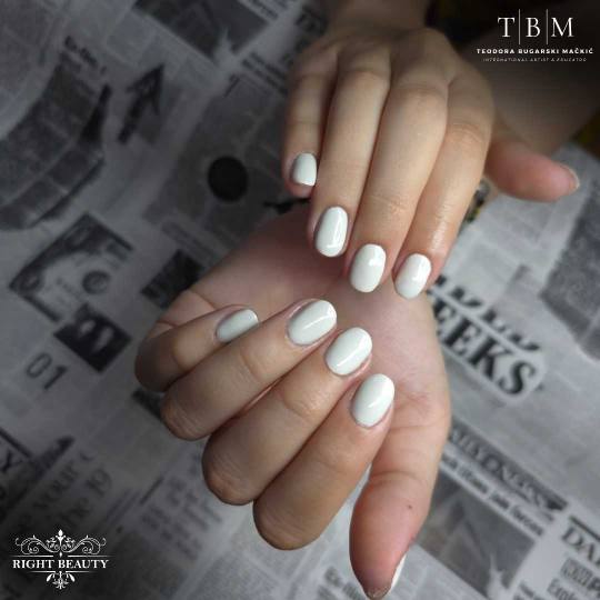 Right Beauty #beograd Gel lak Manikir + gel lak sa raber bazom (kratki)