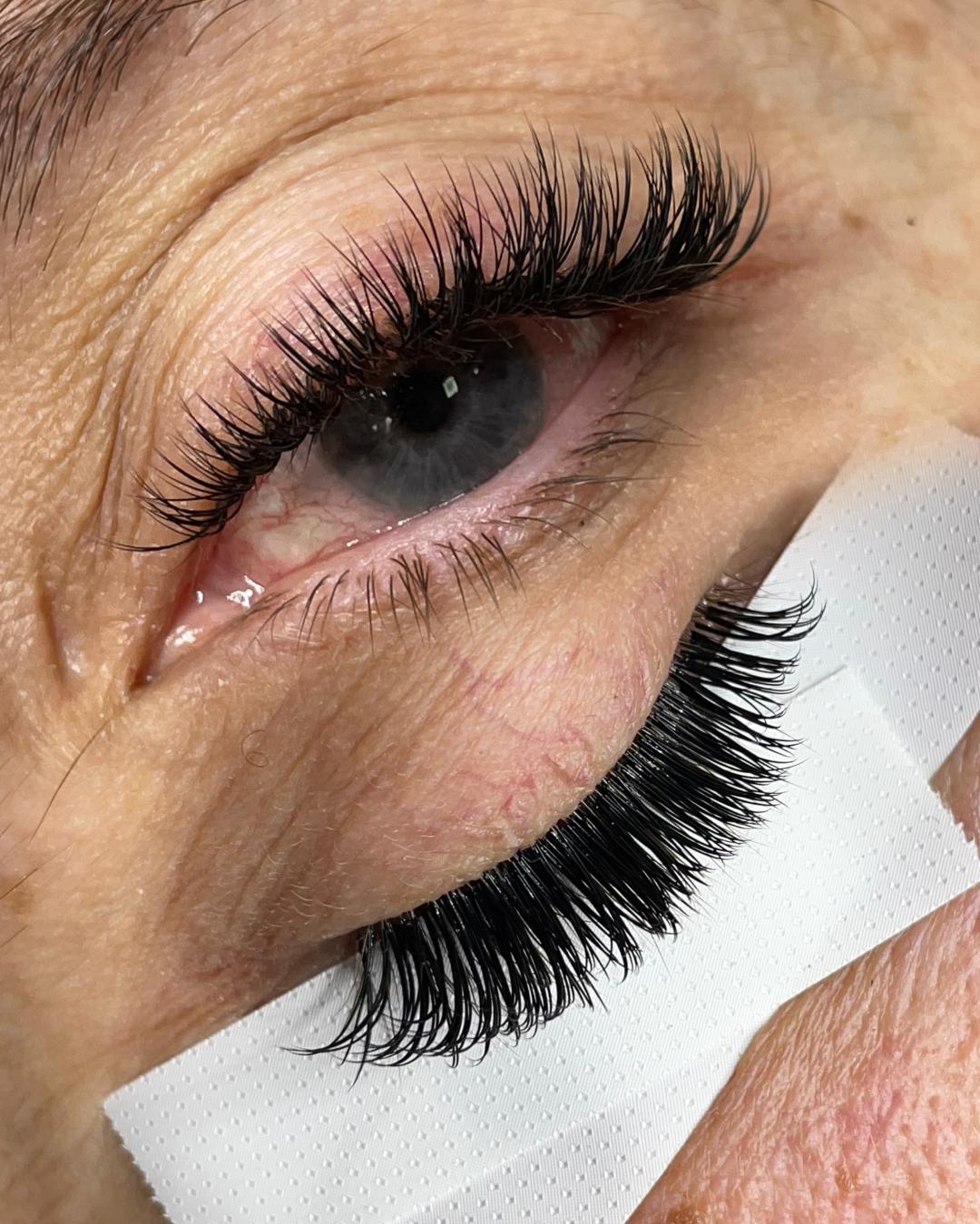 Nadogradnja svilenih trepavica - 2D - Mask, Beograd Nadogradnja trepavica Lice Nadogradnja trepavica, Beograd, Žarkovo, Cerak, Bele vode