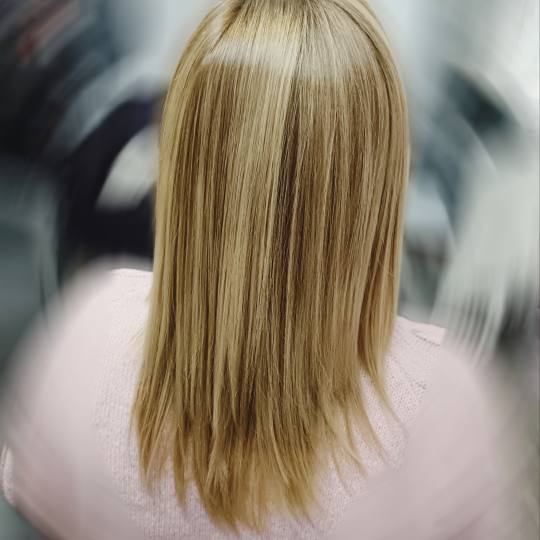 Emaleon #stara-pazova Keratinski tretmani Keratinsko ispravljanje kose Cocochoco ili Ksilk - kosa sr