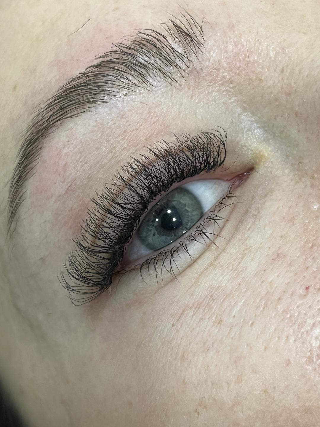 Nadogradnja trepavica W volumen - Princess beauty, Niš Nadogradnja trepavica Lice Nadogradnja trepavica, Niš, Palilula