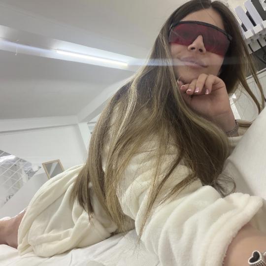Sophia Style #beograd Laserska epilacija Laserska epilacija celih nogu - za dame ✨ LASERSKA EPILAC