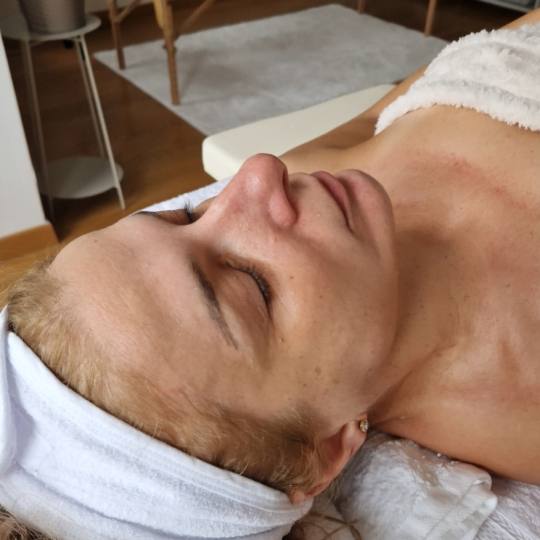 Glow Holistic Studio usluga