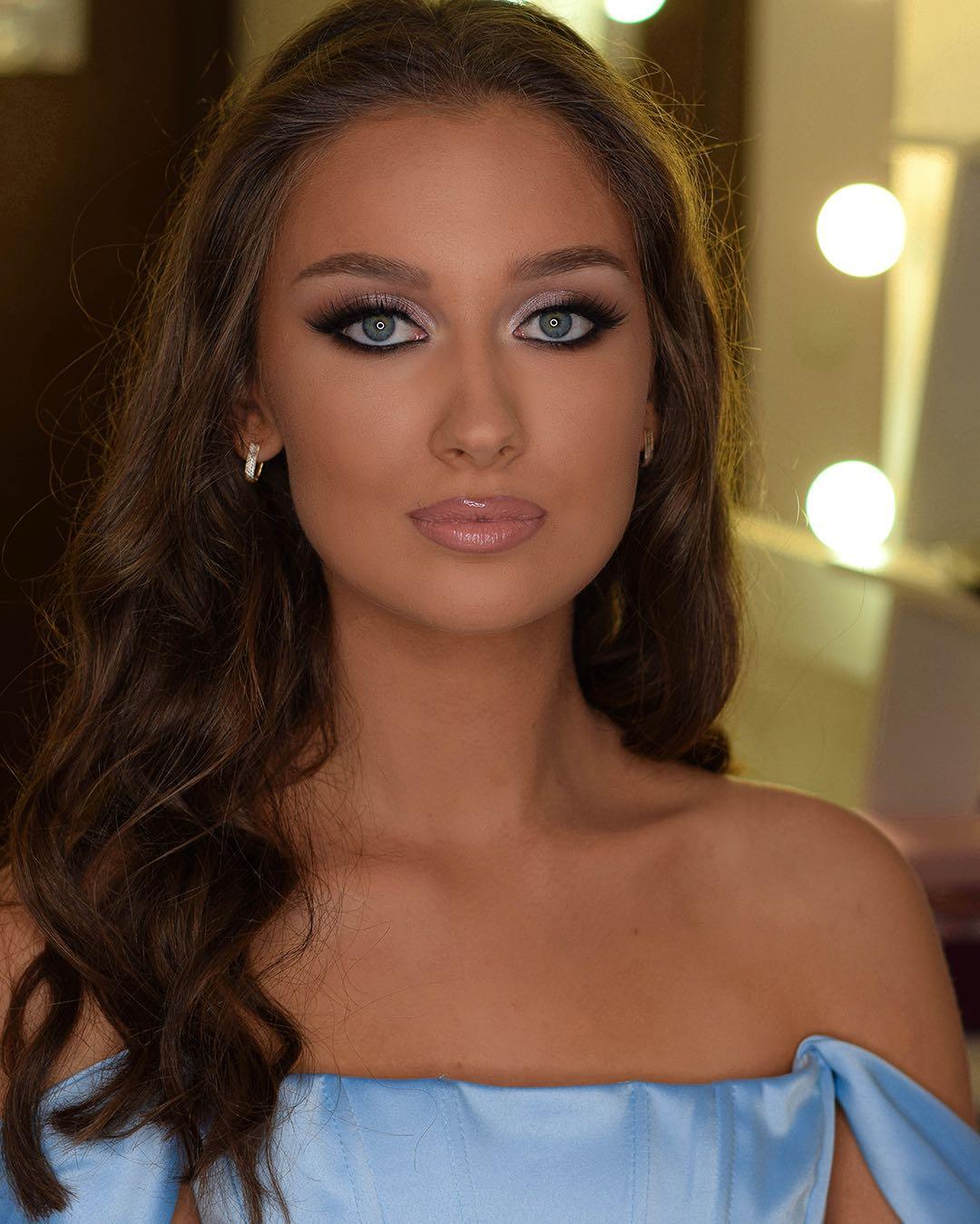 Šminkanje za maturu - Ivana Vit, Beograd Make-up / šminkanje Lice Make-up / šminkanje, Beograd, Zvezdara