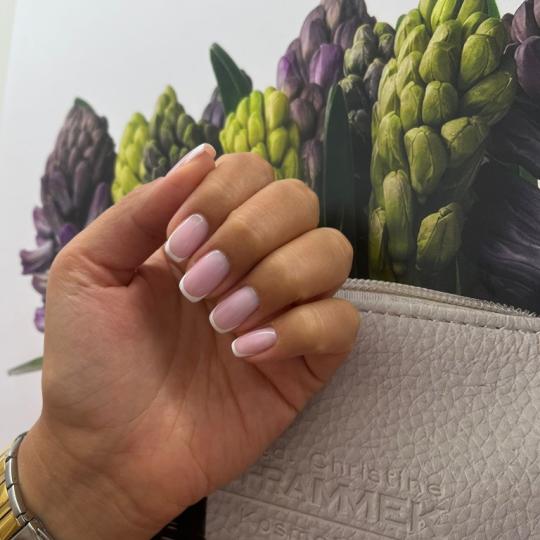 Choco Love #beograd Manikir Aparatni manikir + gel lak