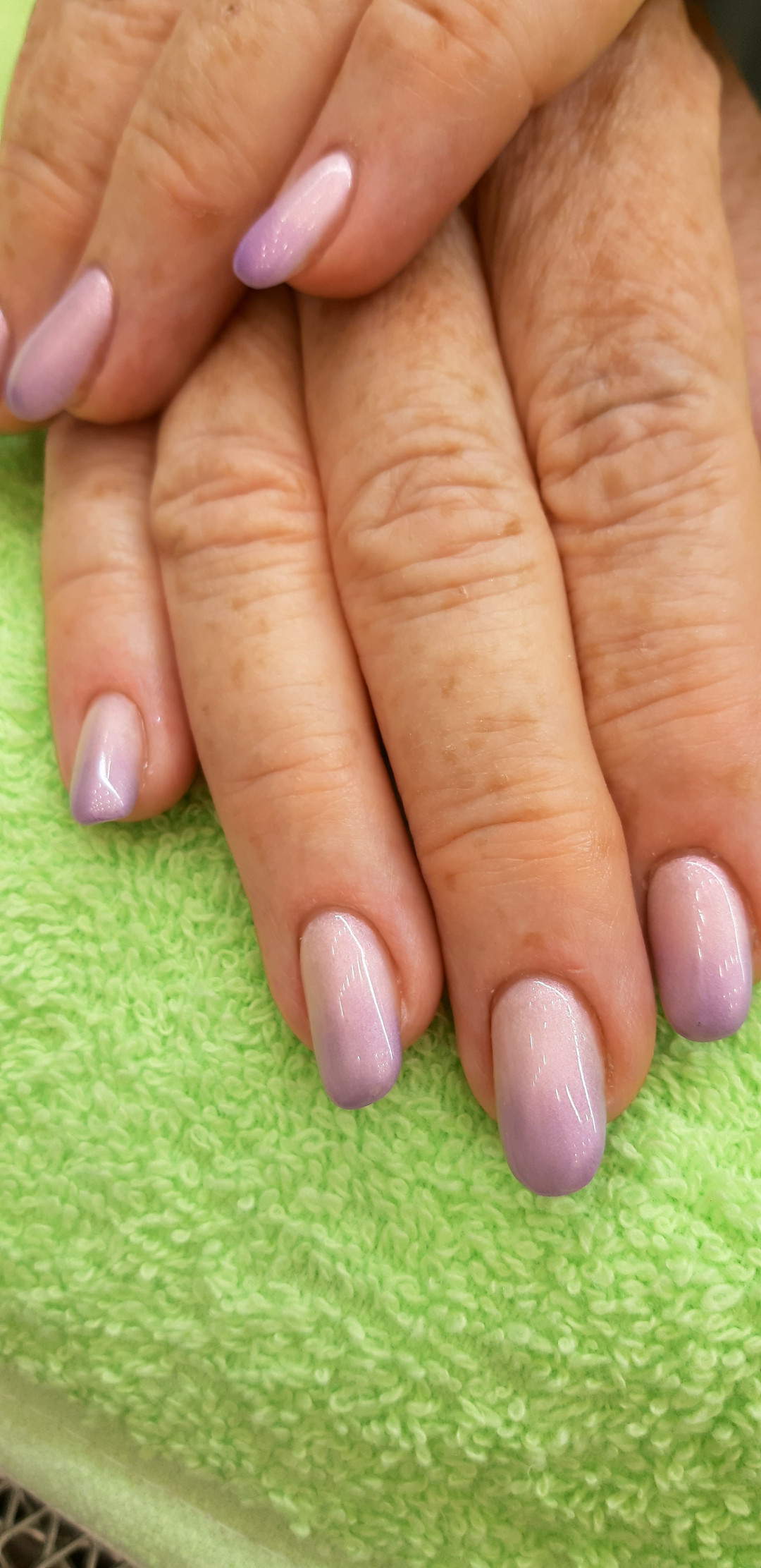 Albina Unisex Studio Lepote #temerin Ojačavanje noktiju Ojačavanje prirodnih noktiju gelom + gel lak S/M dužina (bez skidanja tuđeg materijala)