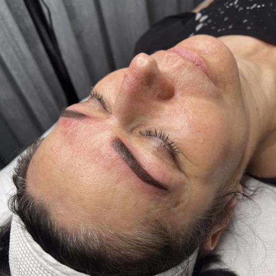 Skinlift Beauty Centar #nis Obrve Puder obrve + prva korekcija do mesec dana