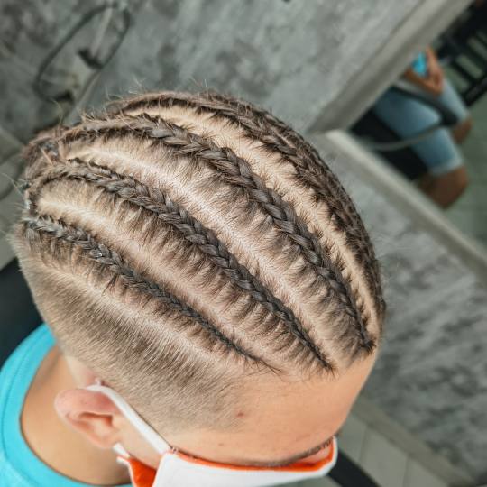 Sanja Afro Frizerka #nis Pletenice, kike, punđe Riblja kost do pola