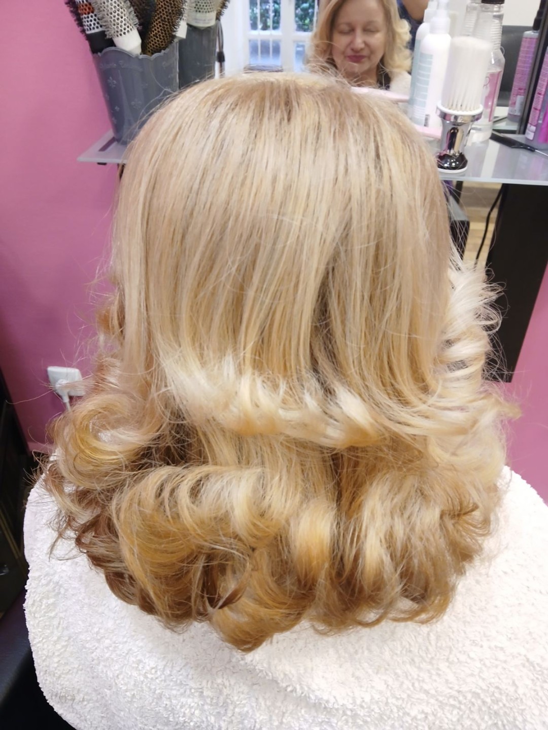 Sv. Mina, Beograd LookBook