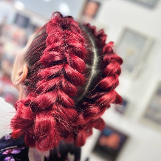 One Beauty Studio #beograd Svečane i frizure za svadbu Svečana frizura - složena