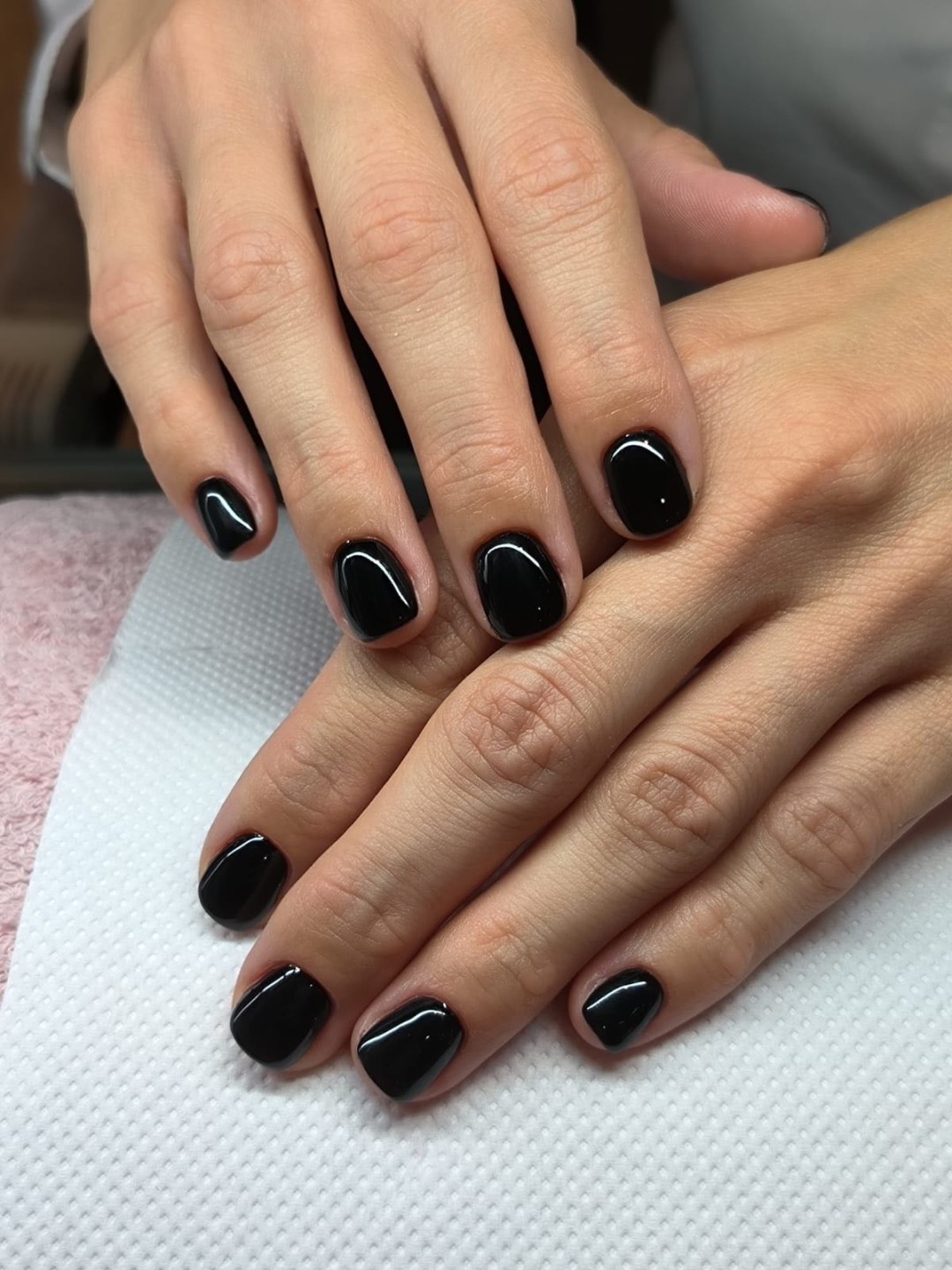 Gel lak - ruke - Bibi beauty centar, Beograd Gel lak Nokti Gel lak, Beograd, Banovo brdo