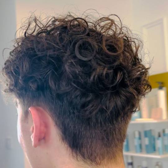 Esthetique Privé #beograd Muško šišanje Muško šišanje + minival