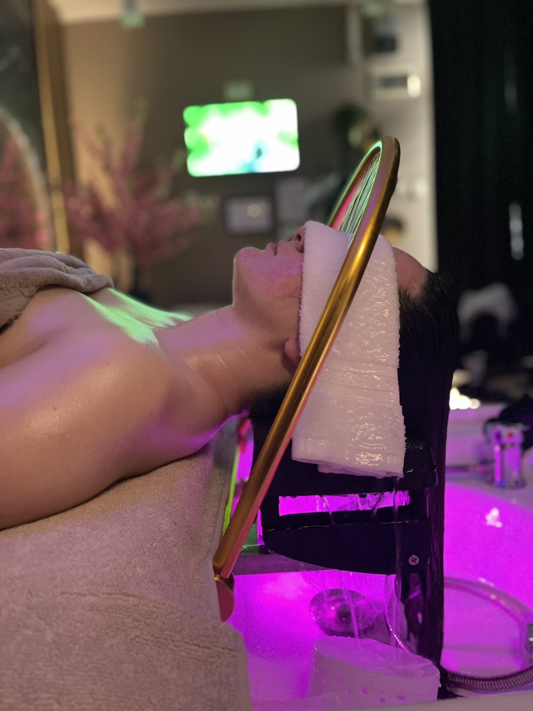 Divine Hair Spa treatments for women, Beograd LookBook