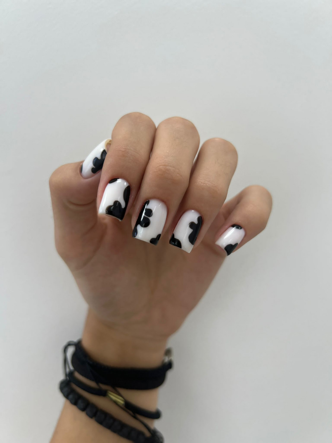 Korekcija gel laka - ruke - GM Beauty studio, Beograd Gel lak Nokti Gel lak, Beograd, Banovo brdo