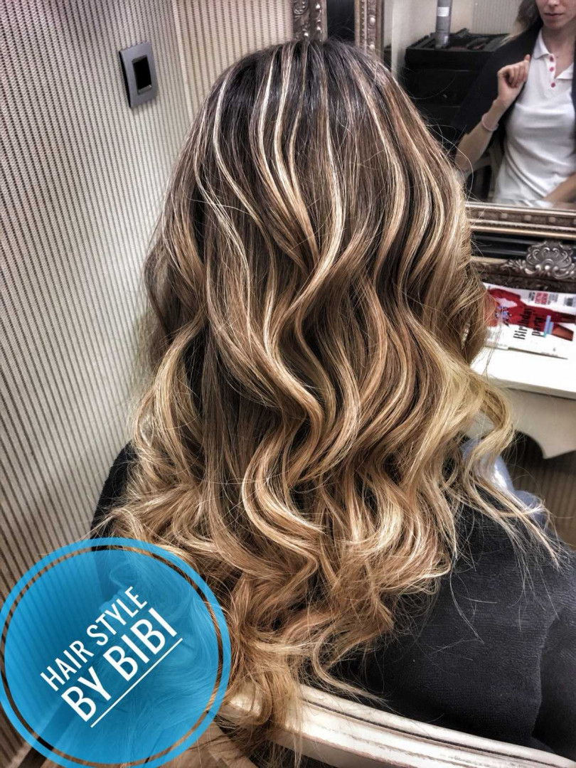 Bibi beauty centar #beograd Pramenovi Pramenovi na foliju u 1 / 2 boje / blanšem + preliv - kosa srednje dužine