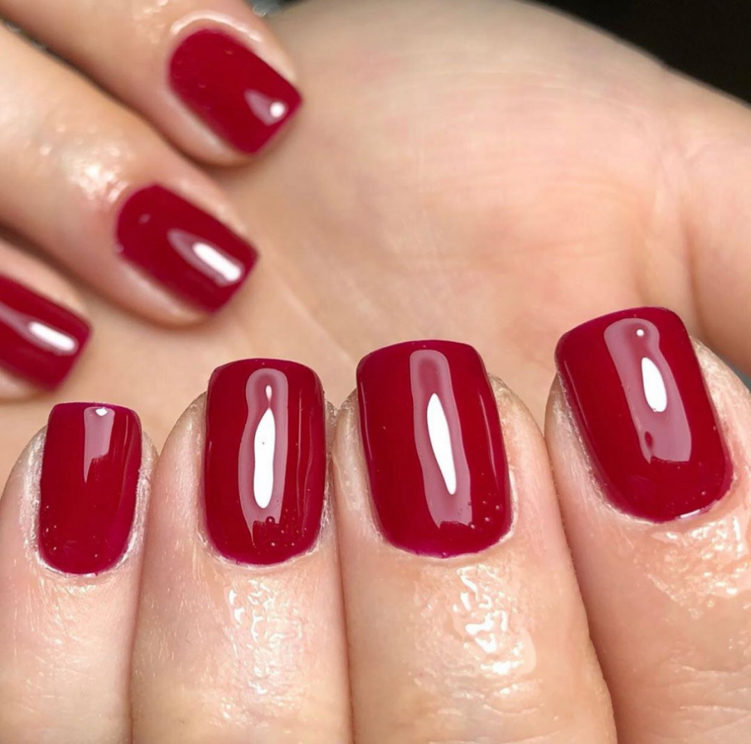 Mademoiselle Beauty #beograd Gel lak Gel lak - ruke sa aparatnim manikirom
