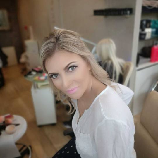 Bibi beauty centar #beograd Make-up / šminkanje Profesionalno šminkanje + veštačke trepavice mak