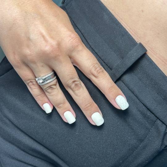 Beauty Jovana #beograd Manikir Manikir + rubber baza u boji Manikir