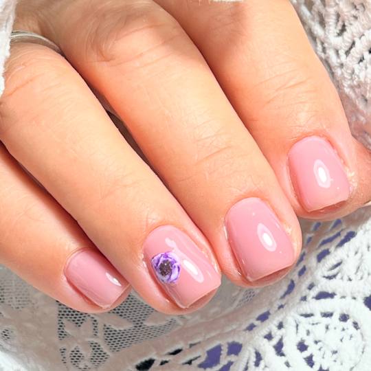 One Beauty Studio #beograd Manikir Ruski manikir + ojačavanje Rubber bazom + gel lak