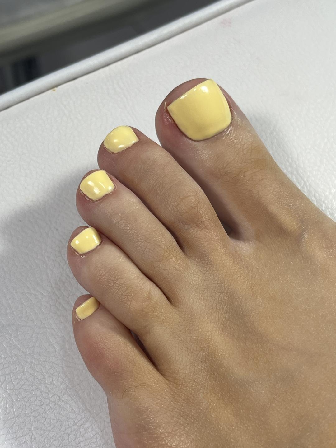 Estetski pedikir + gel lak - Princess beauty salon, Niš Estetski pedikir Nokti Estetski pedikir, Niš, Palilula