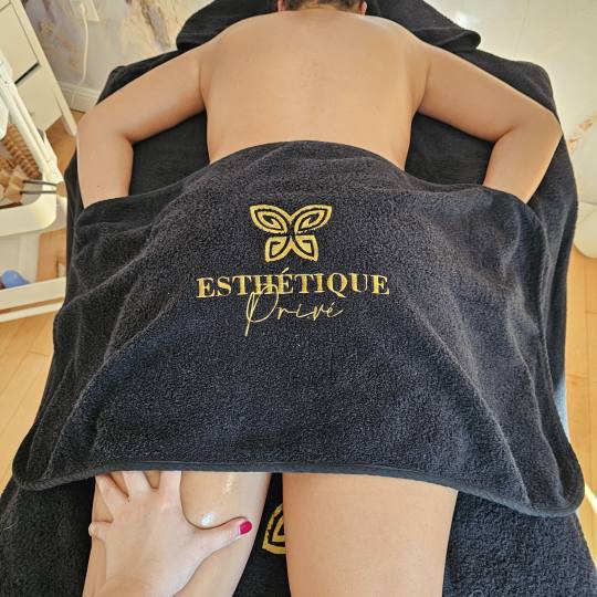 Esthetique Privé #beograd Masaža za opuštanje / relax / antistres Antistres masaža - za dame