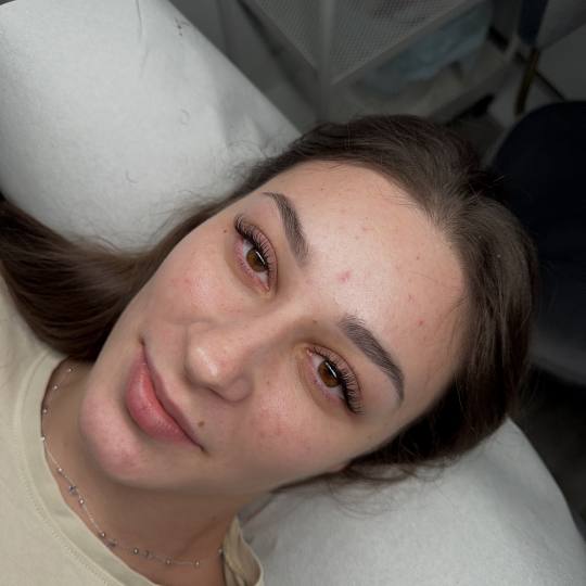 Miss Lash - Nehruova #beograd Nadogradnja trepavica Nadogradnja svilenih trepavica - 1 na 1 Tehnika 