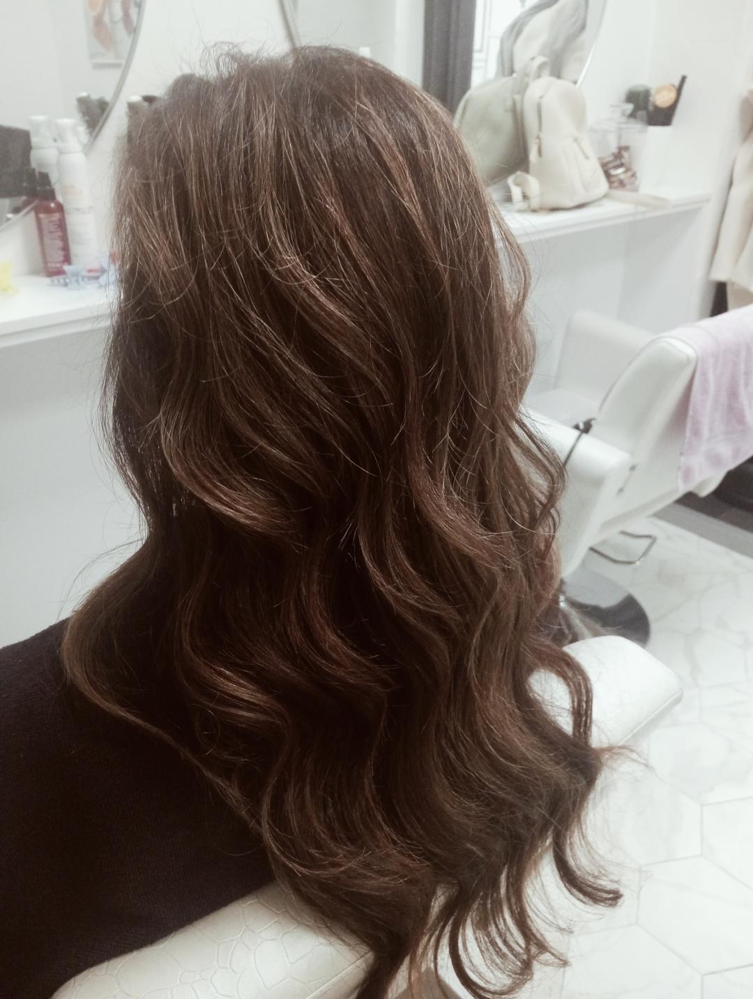 Bella Tajs #beograd Farbanje kose Farbanje izrastka - do 2 cm