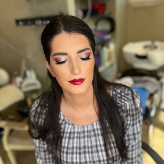 Bibi beauty centar #beograd Make-up / šminkanje Profesionalno šminkanje + veštačke trepavice Pro