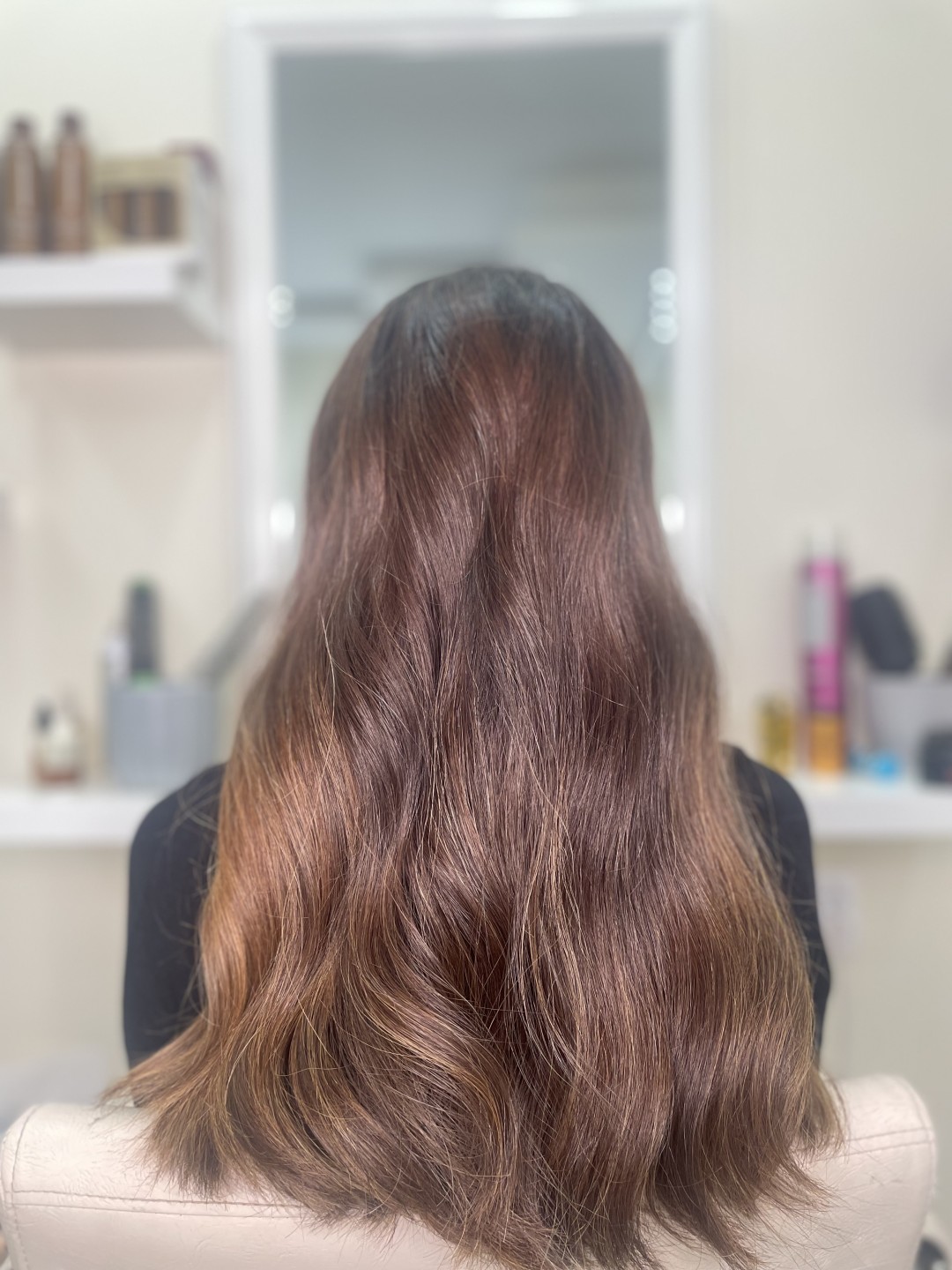 Amelie Hair and Beauty #beograd Farbanje kose Preliv cele dužine - veoma duga kosa do polovine leđa