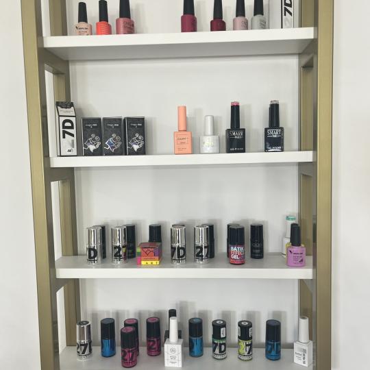 Lacroma beauty #beograd Nail Artist visoko kvalitetan brand