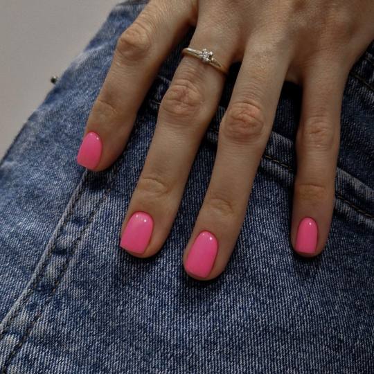 Moon Beauty Bar #beograd Gel lak Rubber baza / Gel lak - ruke