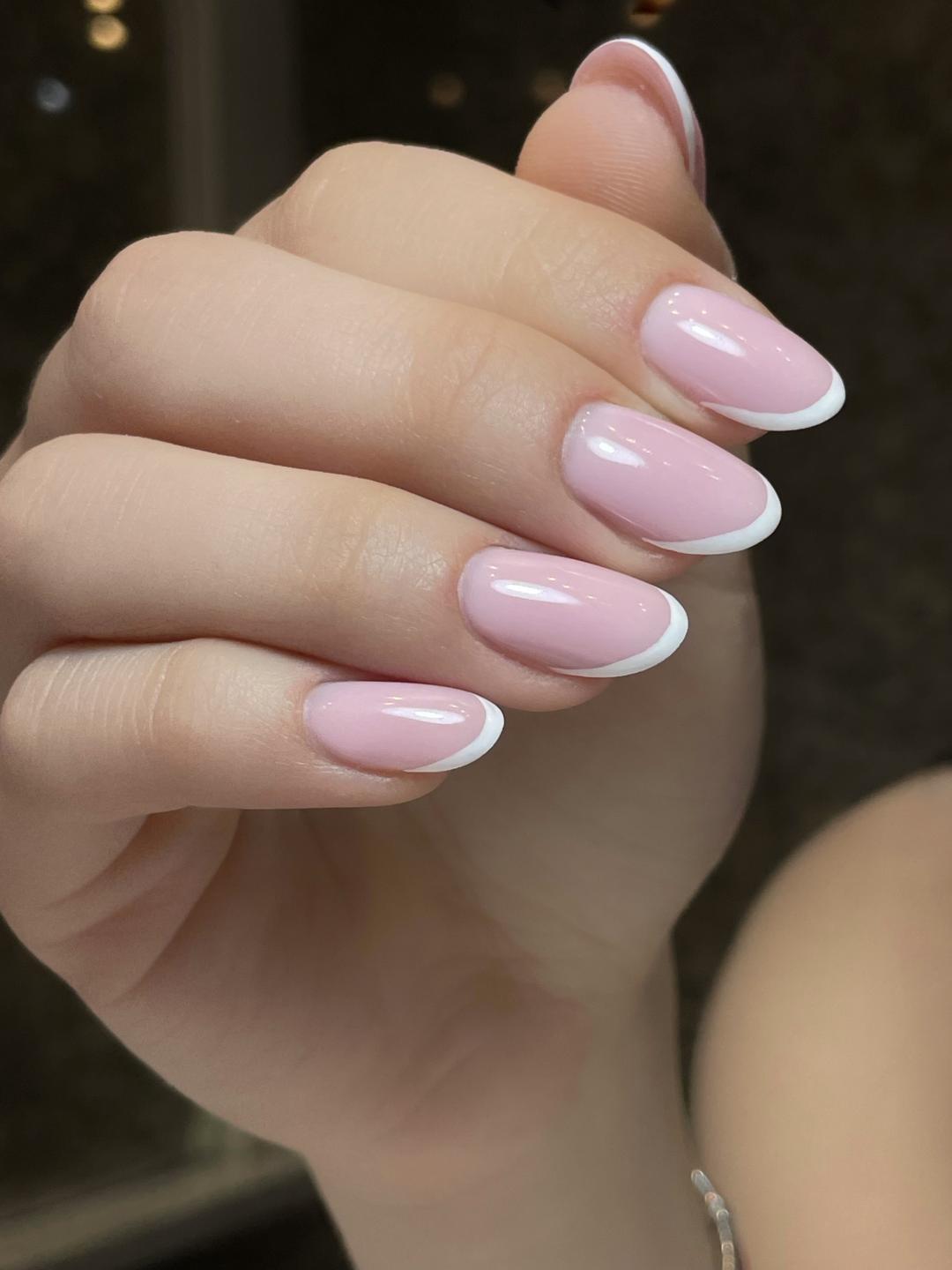 Korekcija noktiju gelom - Nails Studio, Beograd Korekcija noktiju Nokti Korekcija noktiju, Beograd, Banovo brdo