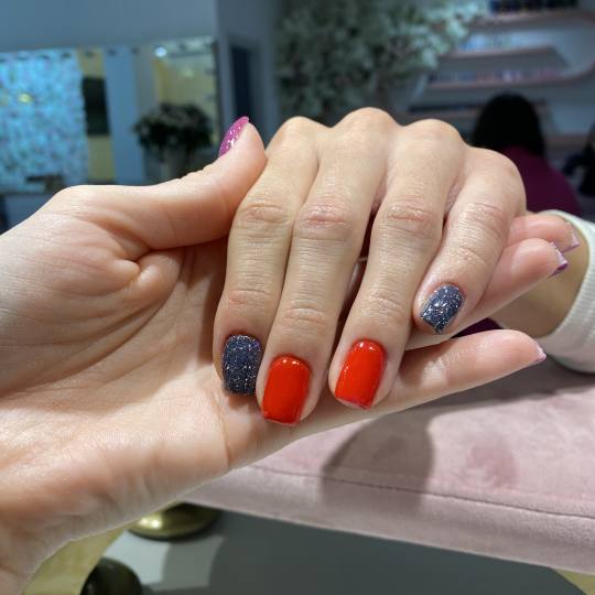 aBeauty Salon Lepote #beograd Manikir Ruski manikir + gel lak Dobrodošli u aBeauty Vračar, Vaš om