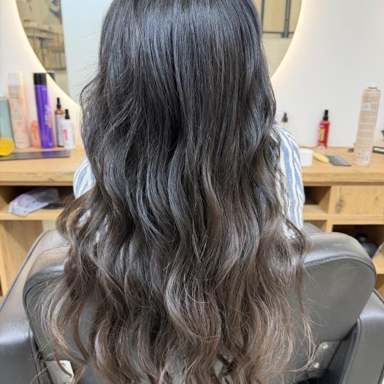 Studio Eleven Ladies&Gentlemen #beograd Feniranje i stilizovanje Feniranje na talase - duga kosa