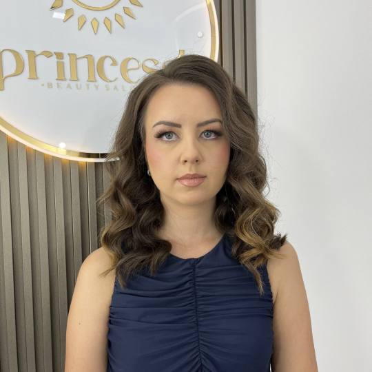 Princess beauty #nis Farbanje kose Svečana frizura - Lokne - duga kosa