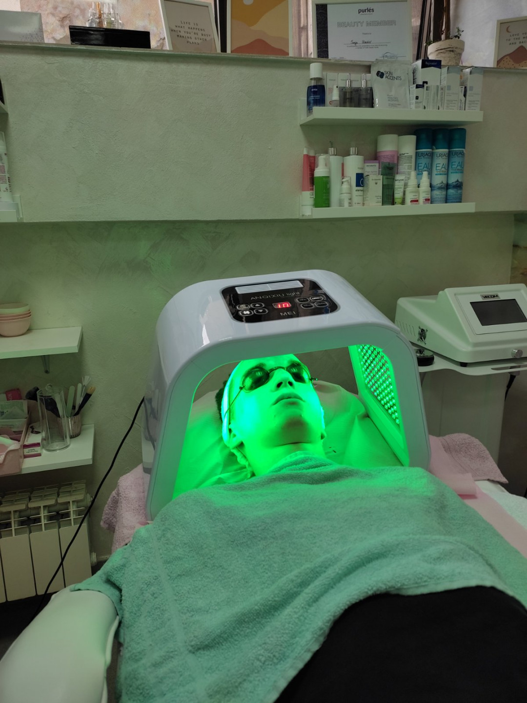 Nika Estetic #beograd Tretman lica Higijenski tretman lica + LED lampa