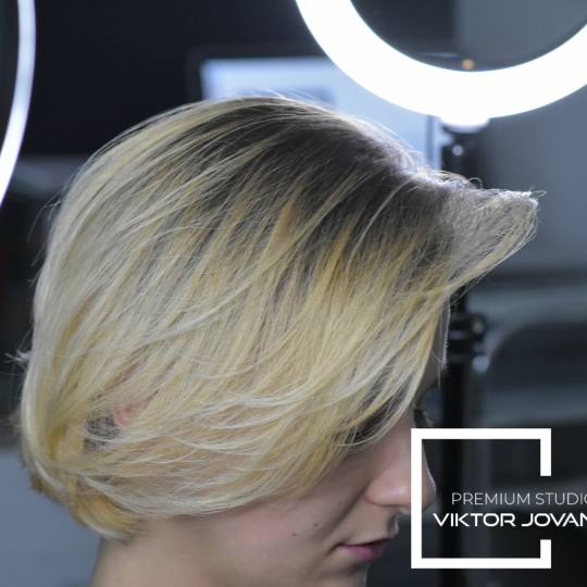 BEAUTY CENTER Viktor Jovanović #subotica Tretman rasta kose