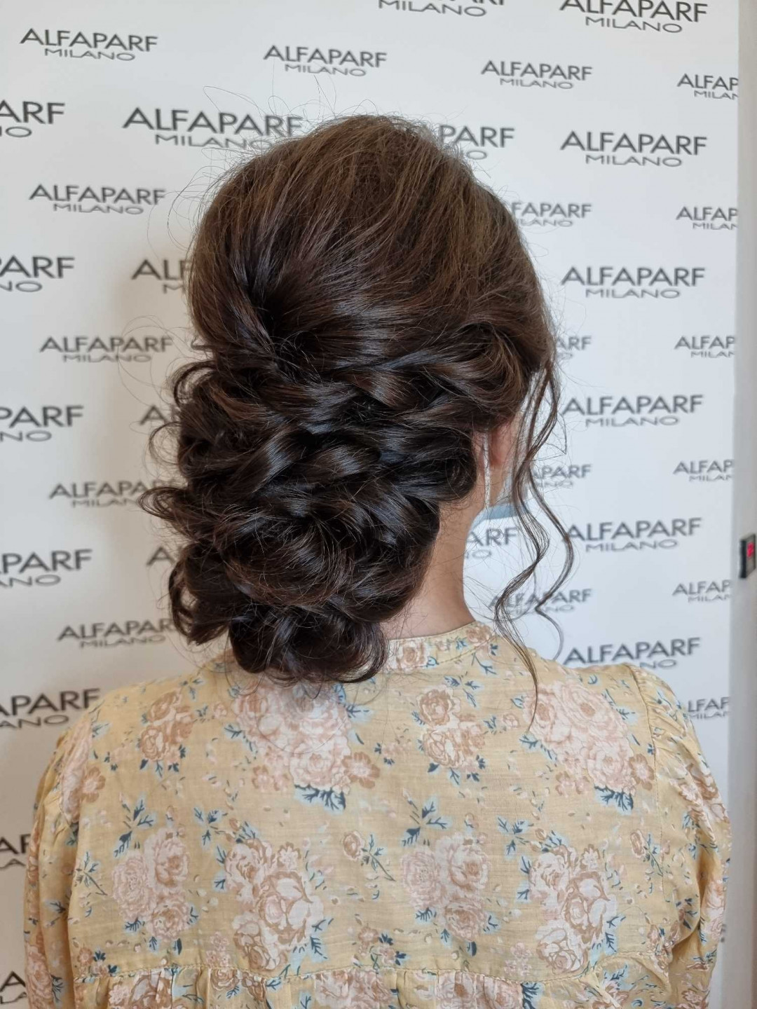 Alfaparf Studio Ada Mall #beograd Svečane i frizure za svadbu Svečana frizura - ekstra duga kosa