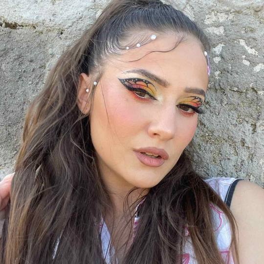 SM Beauty studio #nis Make-up / šminkanje Profesionalno šminkanje + veštačke trepavice