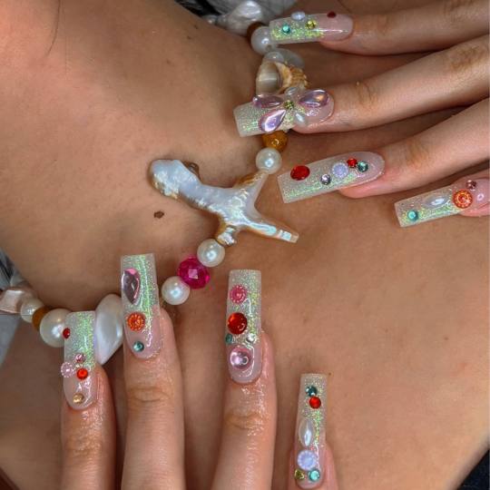 Nail Care House #beograd Izlivanje noktiju Izlivanje noktiju gelom - L dužina