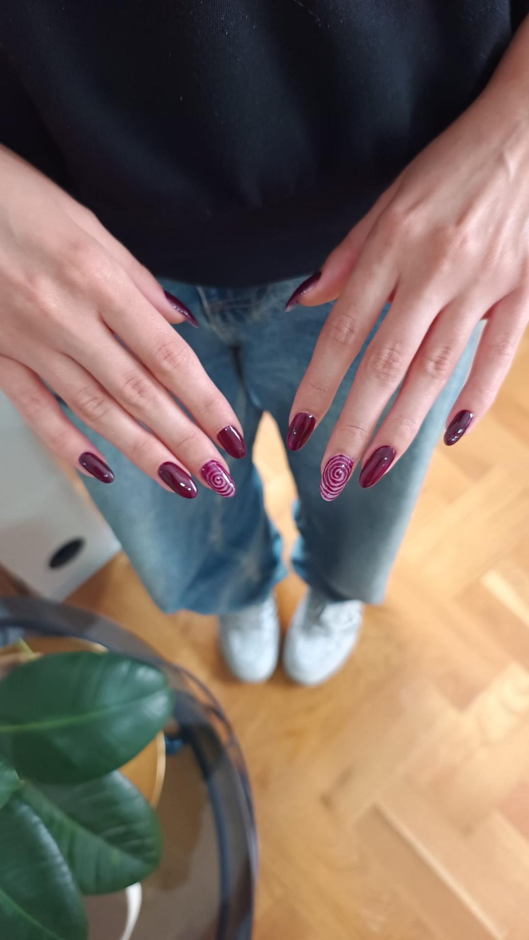 Nail art - jednostavan - Pupuxfufu, Beograd Ukrašavanje noktiju Nokti Ukrašavanje noktiju, Beograd, Banovo brdo